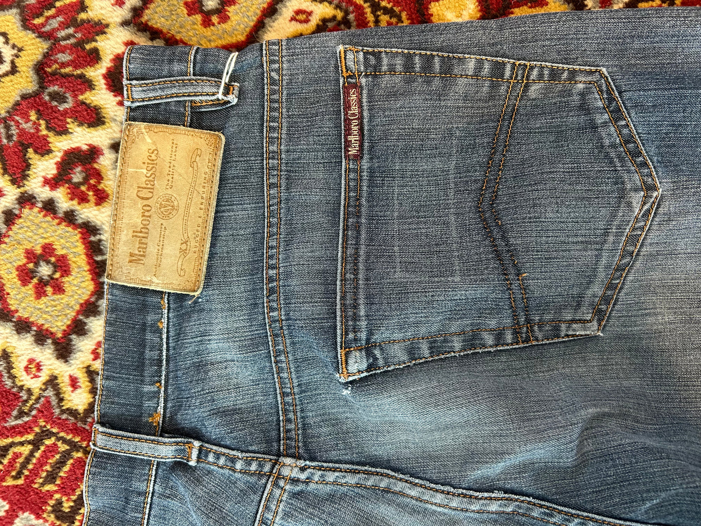 Malrboro pant